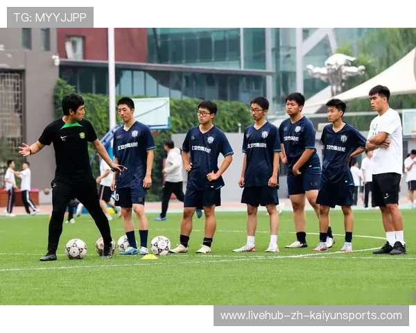 俱乐部在青训人才输送上取得显著成果,充分利用俱乐部的青训系统培养球员 俱乐部在青训人才输送上取得显著成果,充分利用俱乐部的青训系统培养球员